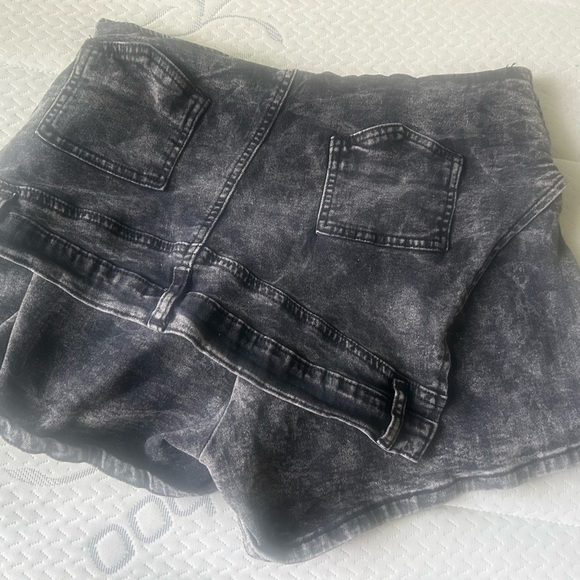 New black denim skort never worn. - Picture 2 of 5